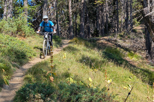 Lloyd descends on steep singletrack