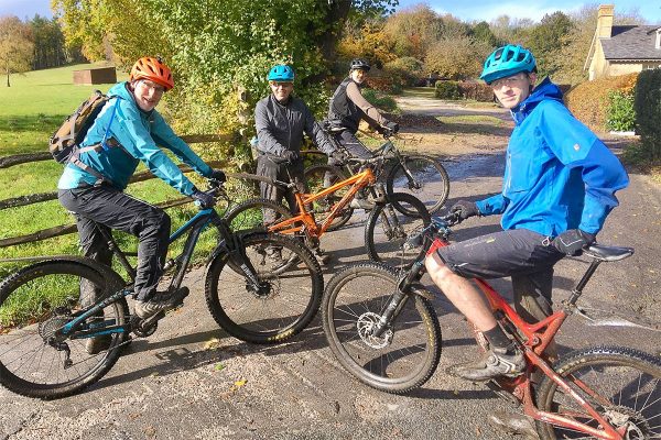 Pausing just before the off-road Colekitchen Climb