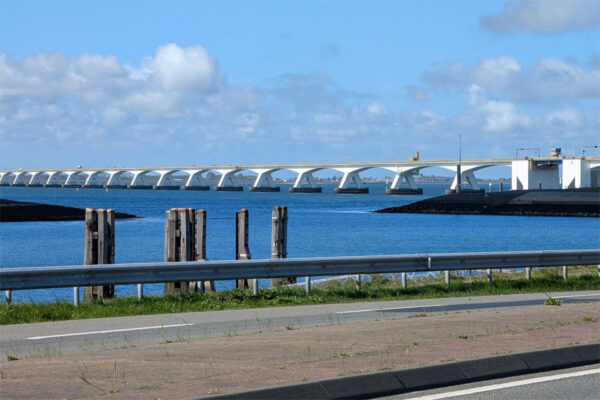 The Zeelandbrug from the north side