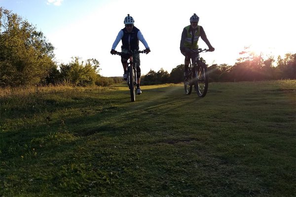 Tony and Lloyd silhouettes on Mickleham Gallops