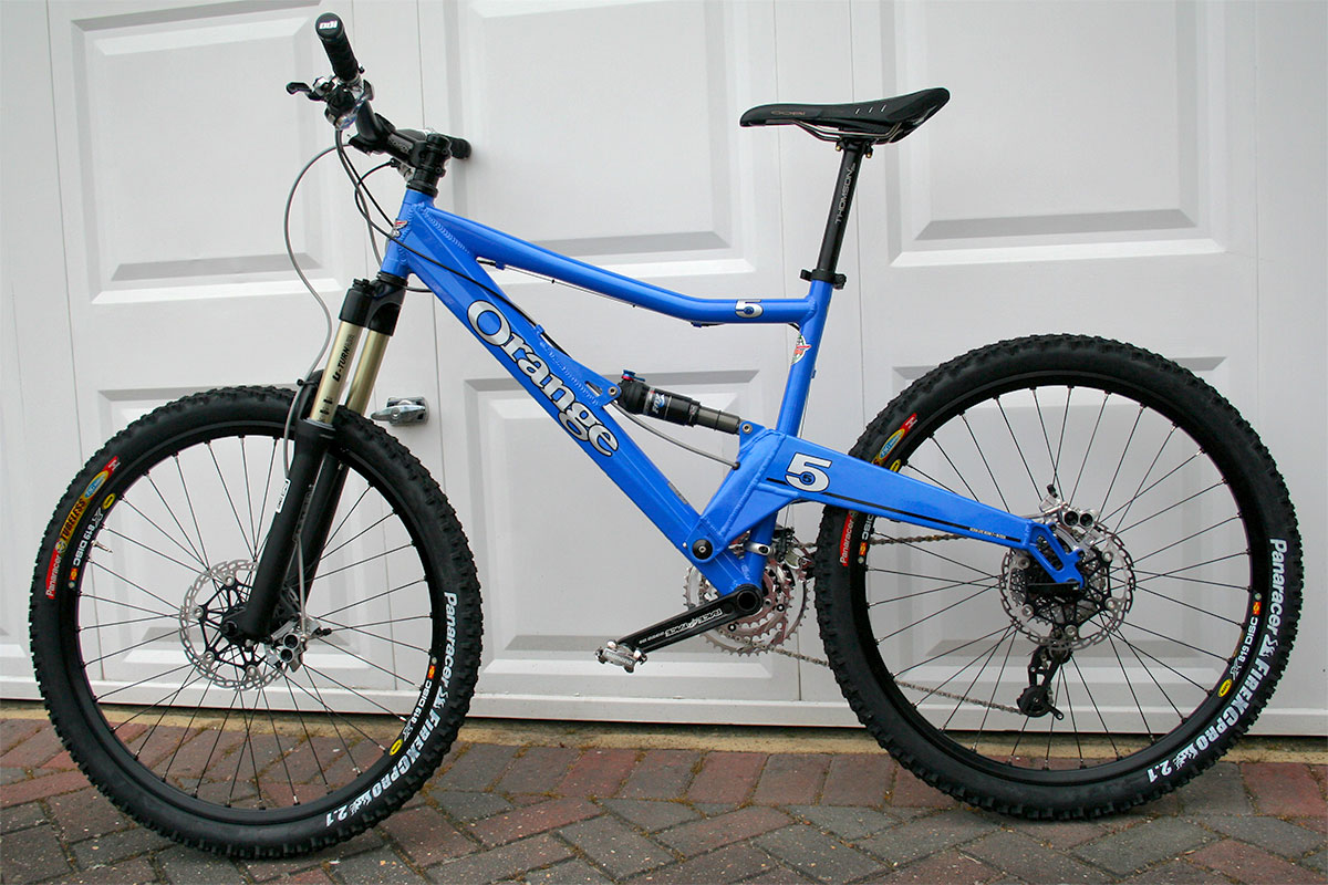 2007 Orange Five SE in Electric Blue