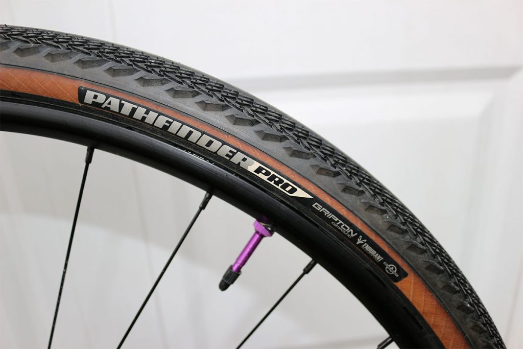 specialized crossroads tires 26 x 1.95