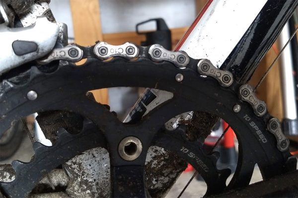 Worn out Campagnolo chain